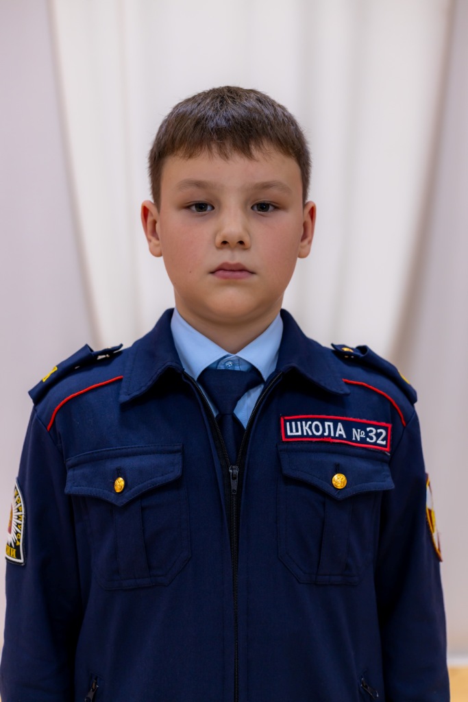 Тюрин Богдан.
