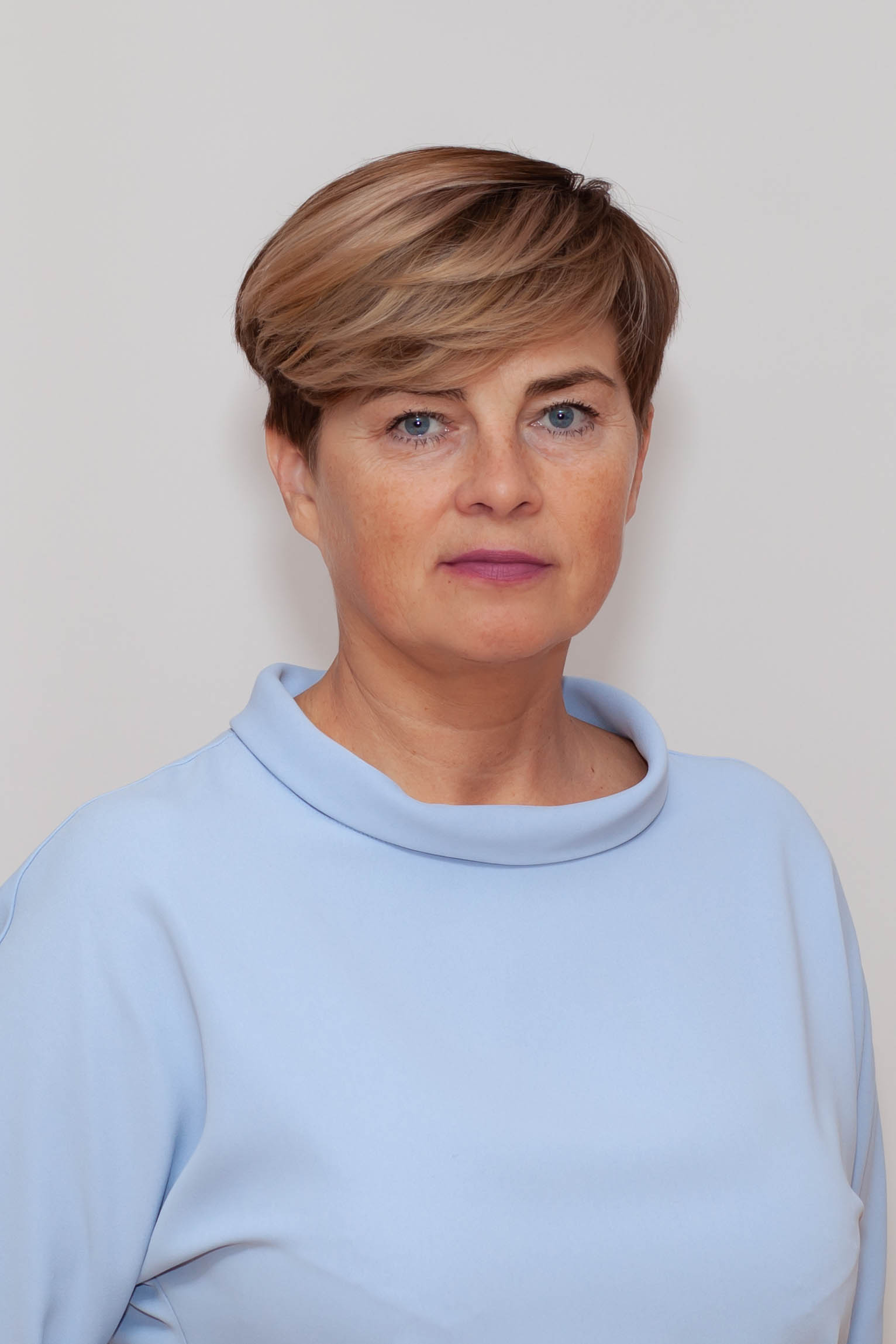 Нуянзина Марина Ивановна.