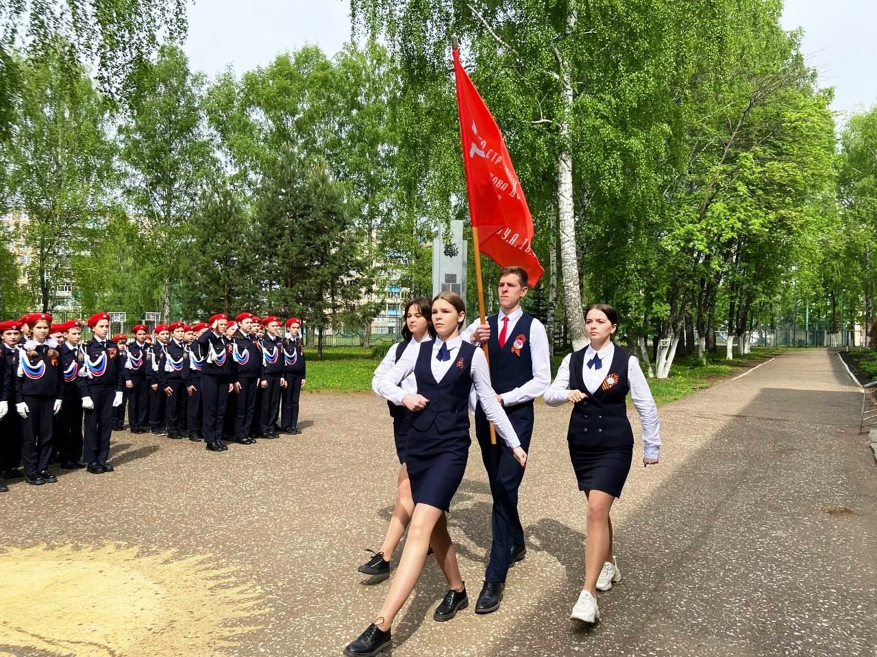 Школьный парад Победы!.