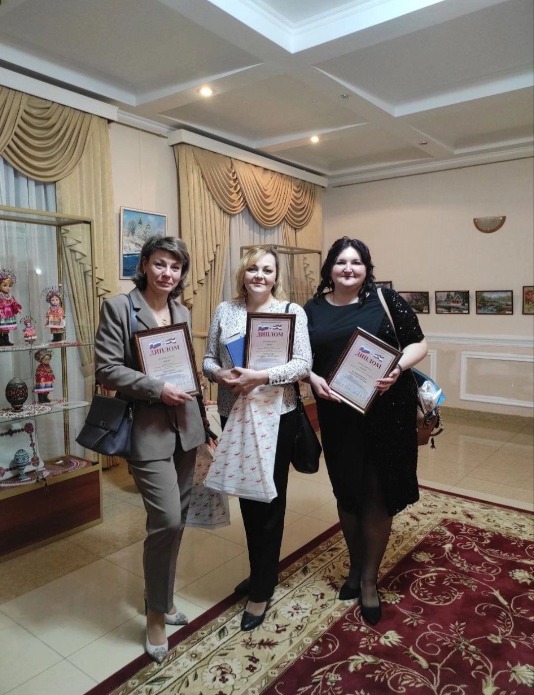 Поздравляем наших педагогов!.