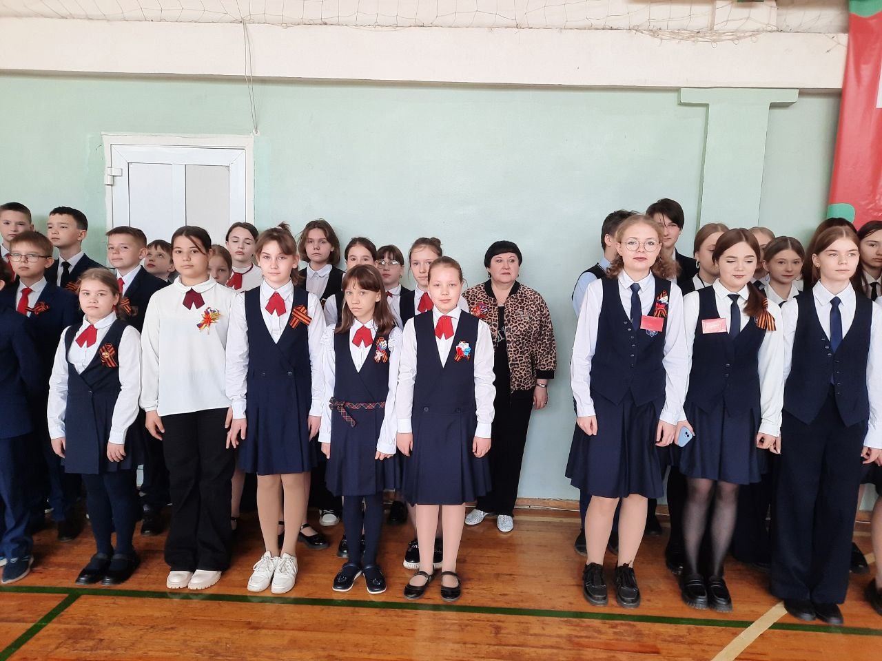 ЦЕРЕМОНИЯ ПОДНЯТИЯ ФЛАГА.
